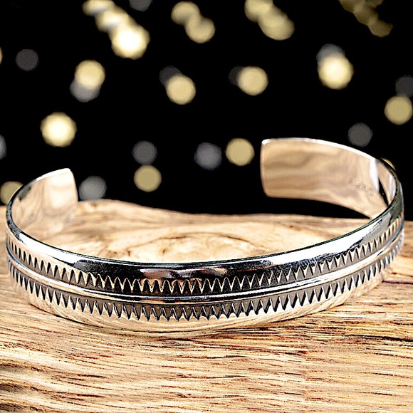 Sterling Silver Sawtooth Design Bracelet Cuff Bracelet Unisex - Picture 9 of 12